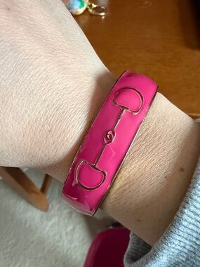 Gold-Tone Horsebit Accent Pink Enamel Bangle Bracelet